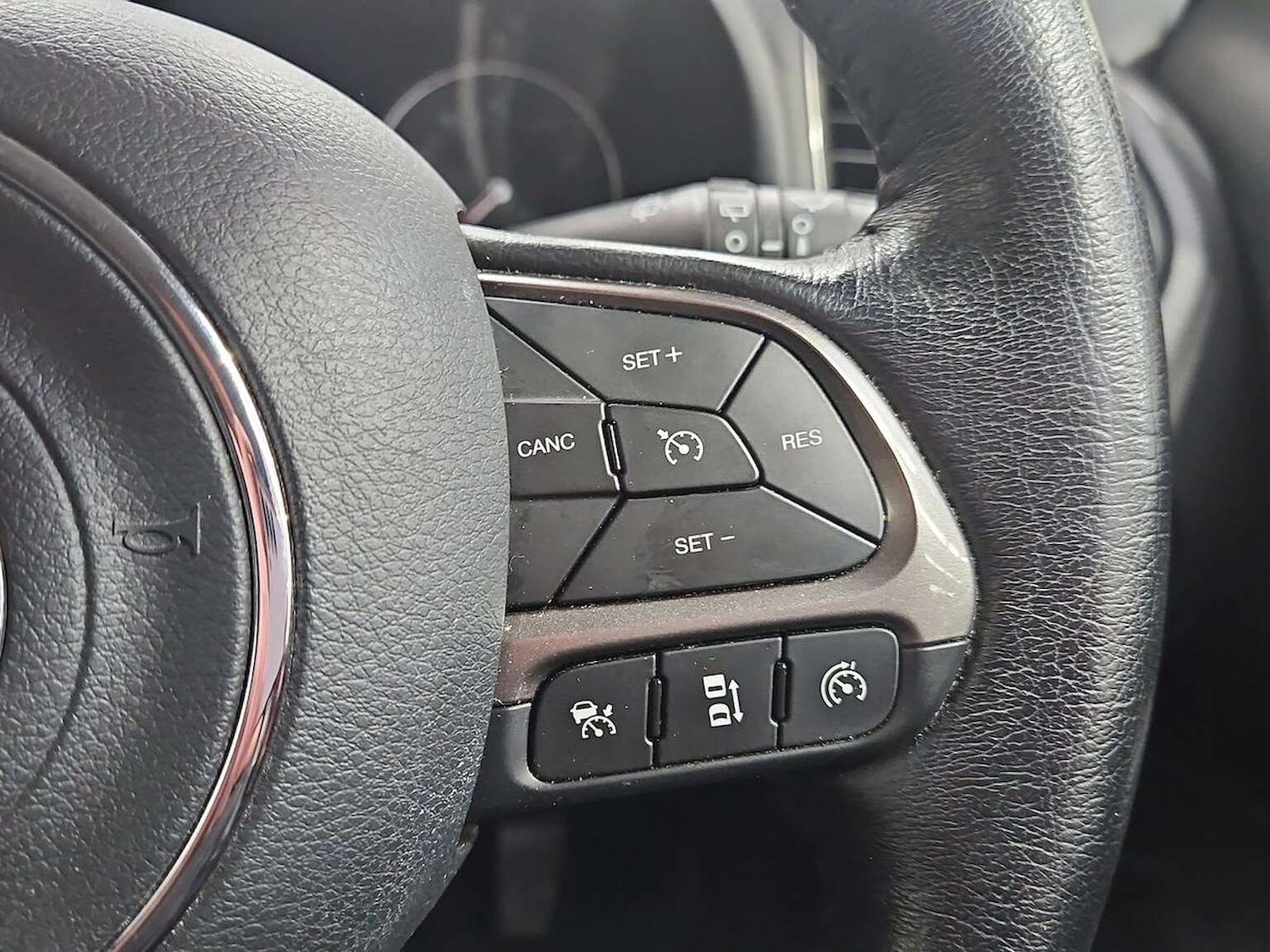 Used Jeep Renegade 2022 for sale - 76666201: Photo 26