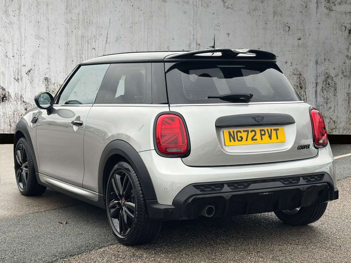 Used MINI Hatch 2023 for sale - 78196128: Photo 2