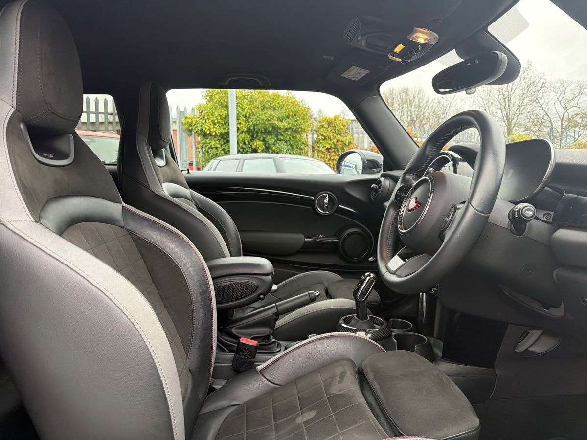 Used MINI Hatch 2023 for sale - 78196128: Photo 21