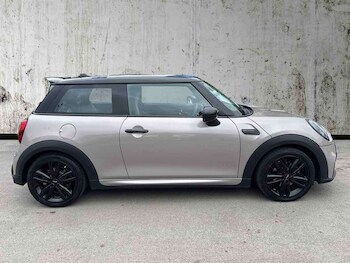 Used MINI Hatch 2022 for sale - 78422655: Photo