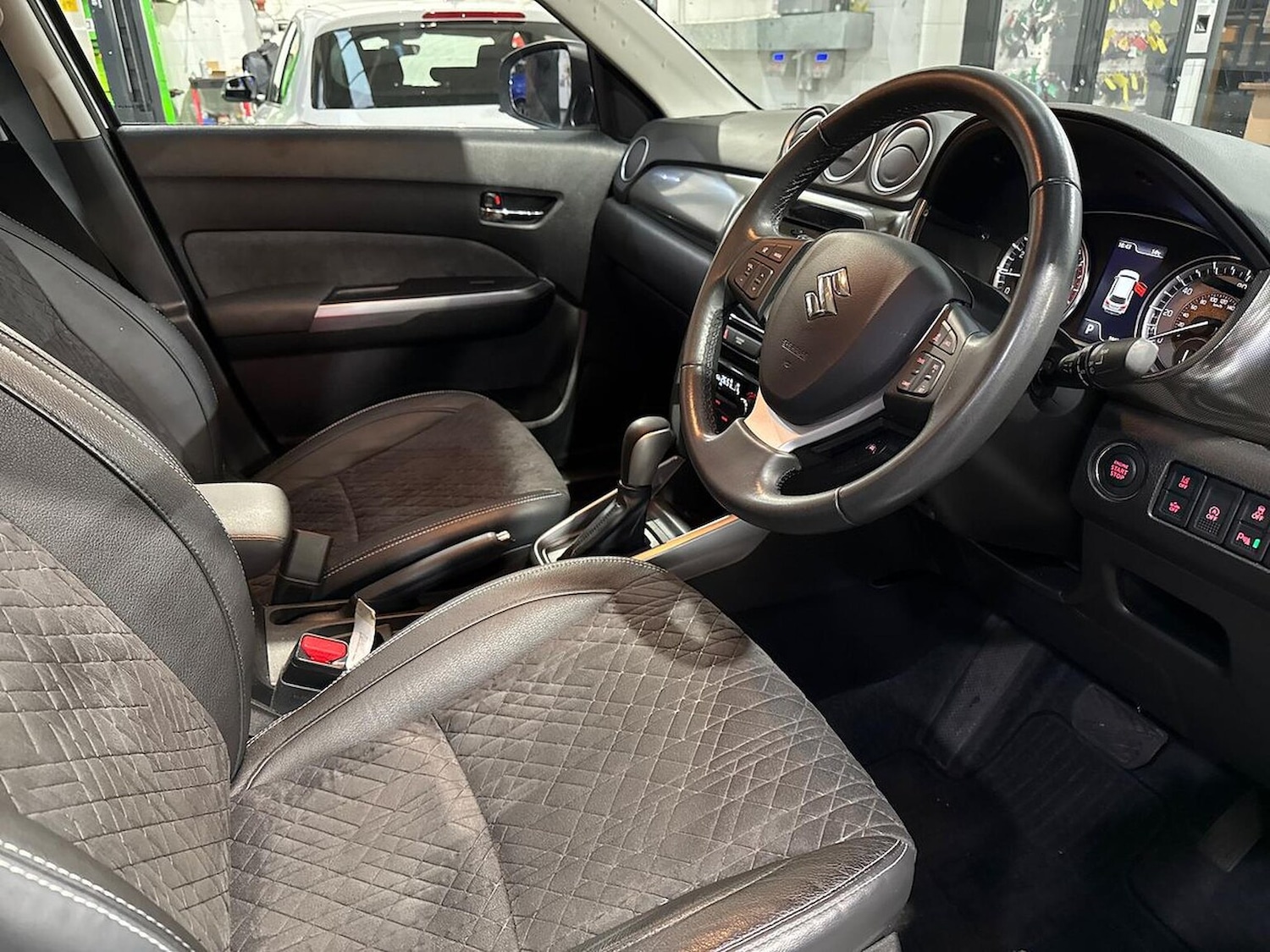 Used Suzuki Vitara 2022 for sale - 76471104: Photo 21