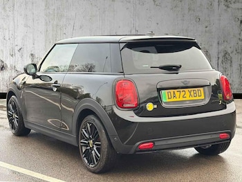 Used MINI Hatch 2022 for sale - 76357974: Photo