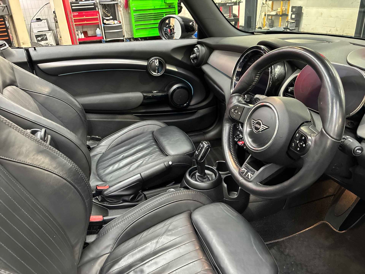 Used MINI Convertible 2022 for sale - 77069338: Photo 21