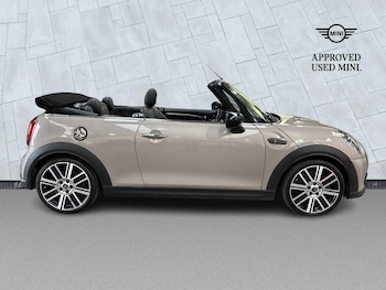 Used MINI Convertible 2022 for sale - 77069338: Photo