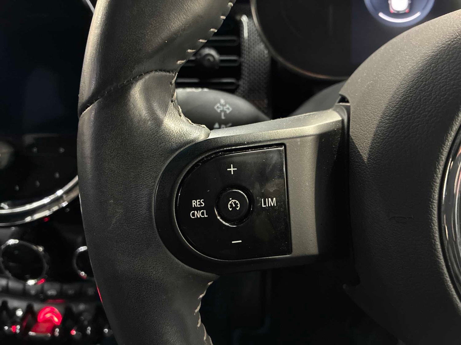 Used MINI Hatch 2023 for sale - 77069341: Photo 25