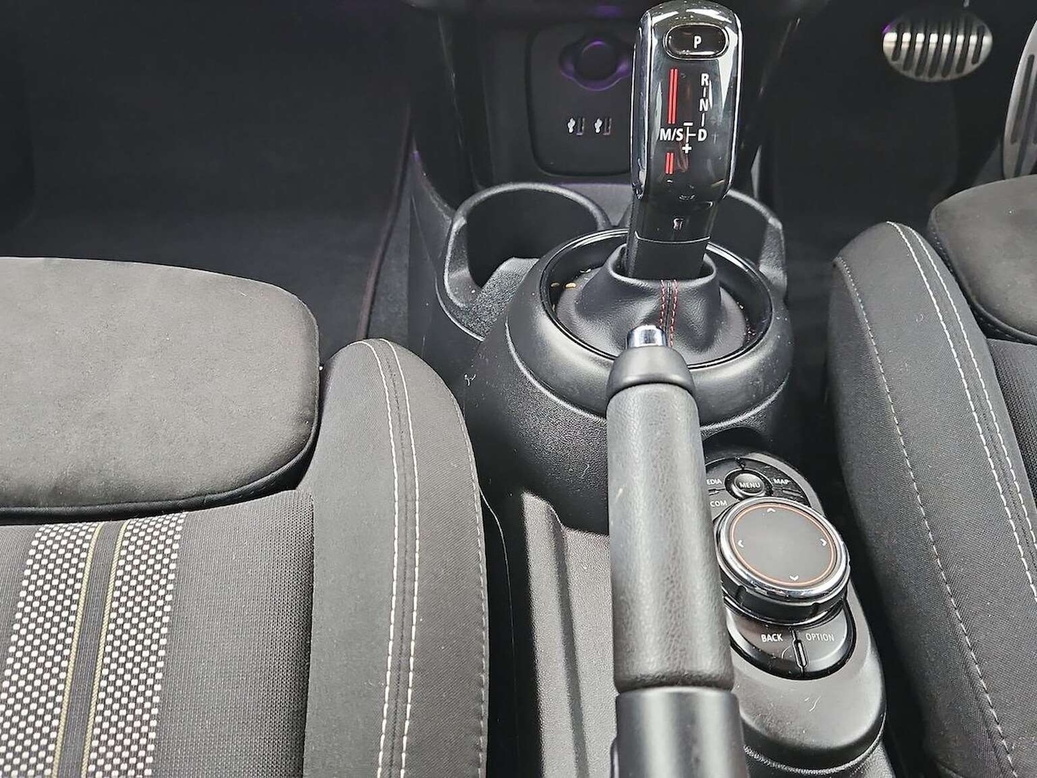 Used MINI Hatch 2018 for sale - 76666190: Photo 22