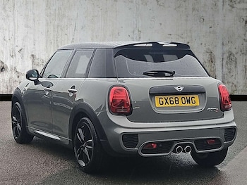 Used MINI Hatch 2018 for sale - 76666190: Photo