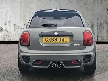 Used MINI Hatch 2018 for sale - 76666190: Photo