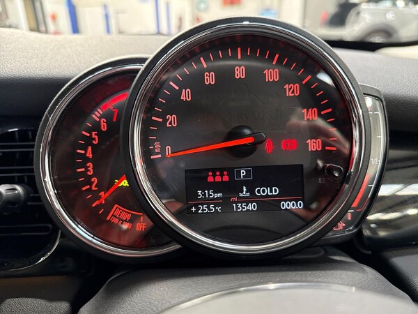 Used MINI Hatch 2022 for sale - 76187171: Photo 10