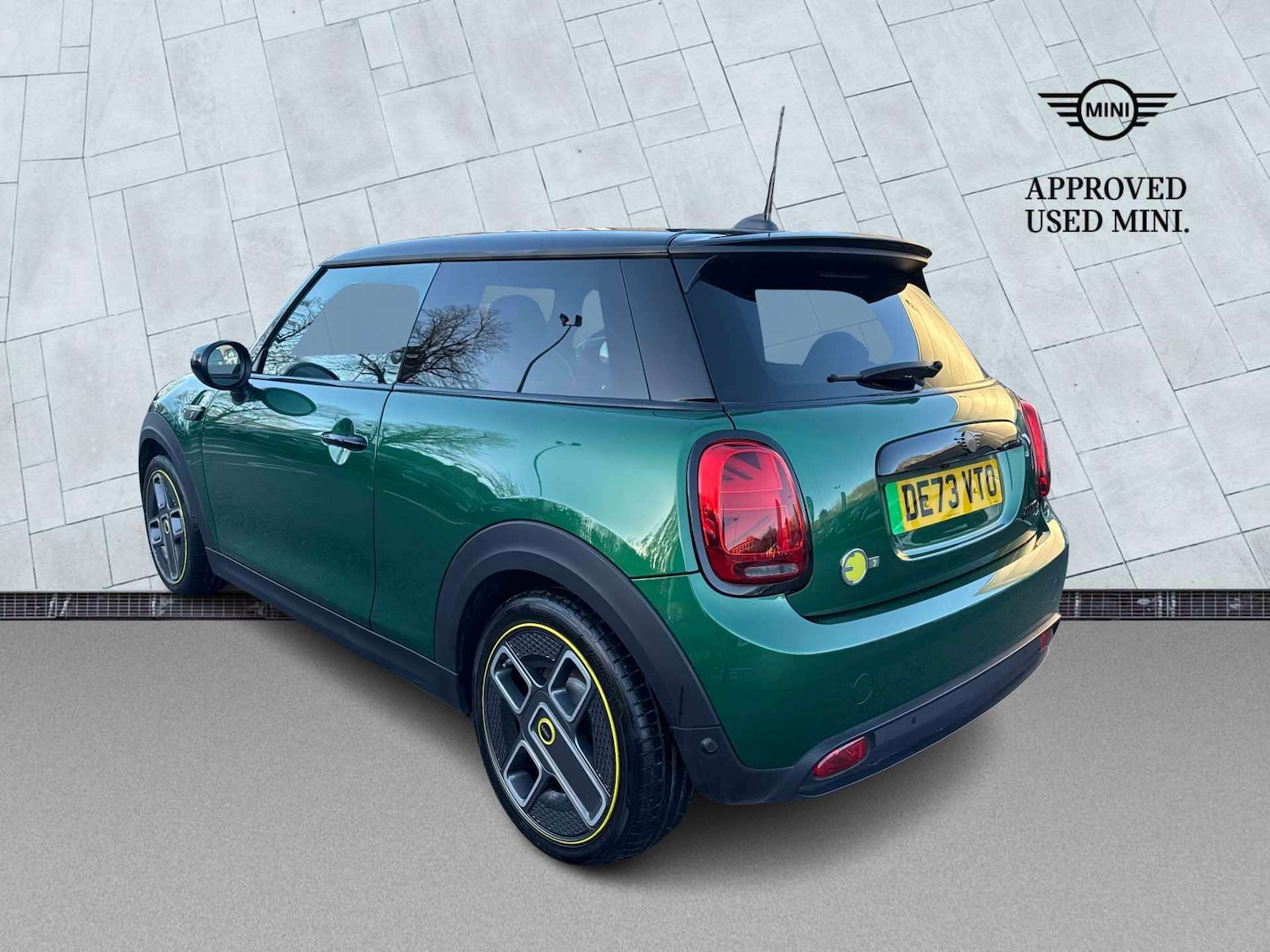 Used MINI Clubman 2023 for sale - 76693437: Photo 2