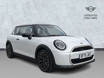 Used MINI Cooper 2025 for sale - 79091510: Photo