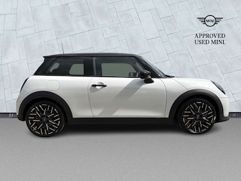 Used MINI Cooper 2025 for sale - 79091510: Photo