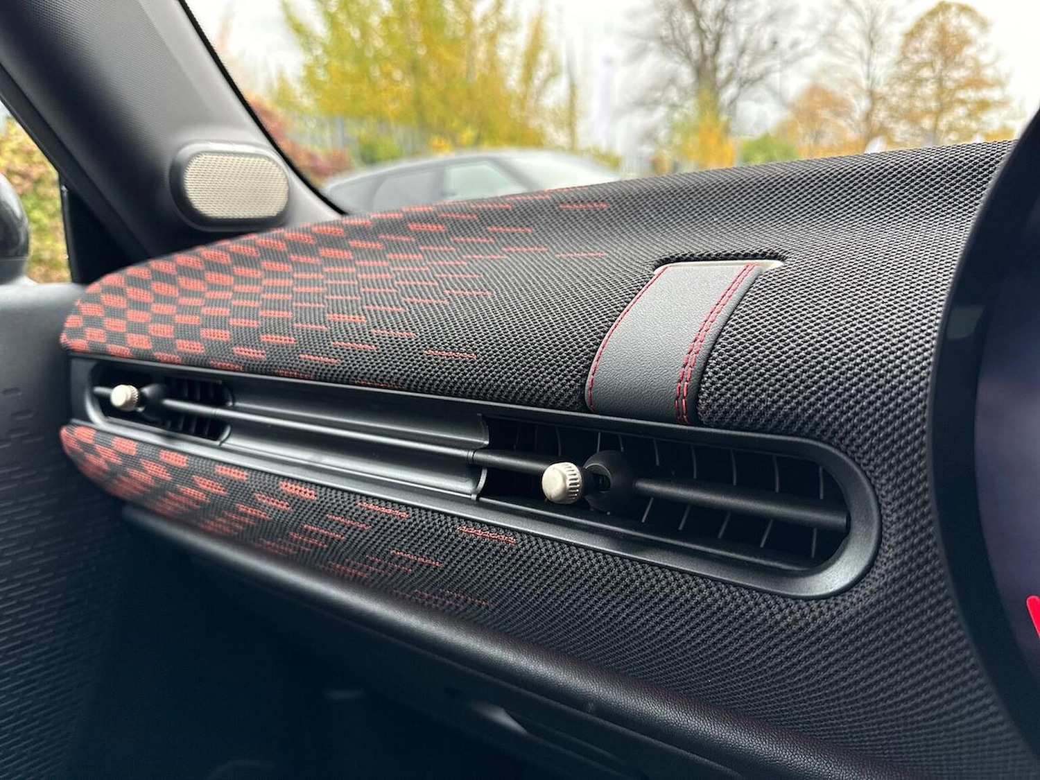 Used MINI Cooper 2025 for sale - 76471099: Photo 24