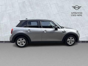 Used MINI Hatch 2024 for sale - 78965031: Photo