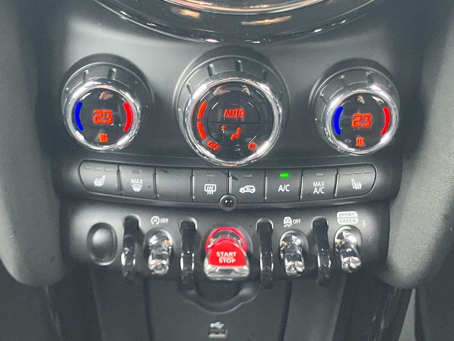 Used MINI Hatch 2024 for sale - 76763511: Photo 12