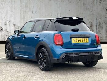 Used MINI Hatch 2024 for sale - 76763511: Photo