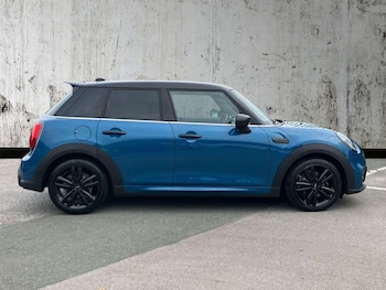 Used MINI Hatch 2024 for sale - 76763511: Photo