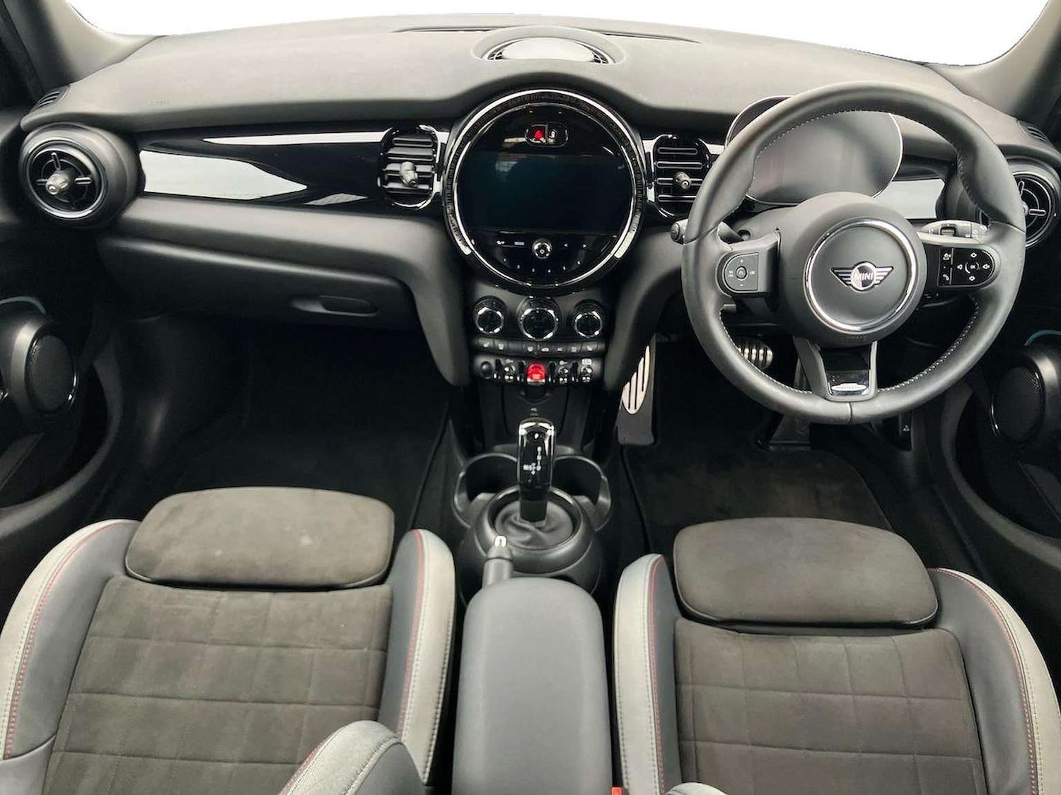 Used MINI Hatch 2024 for sale - 76763511: Photo 8