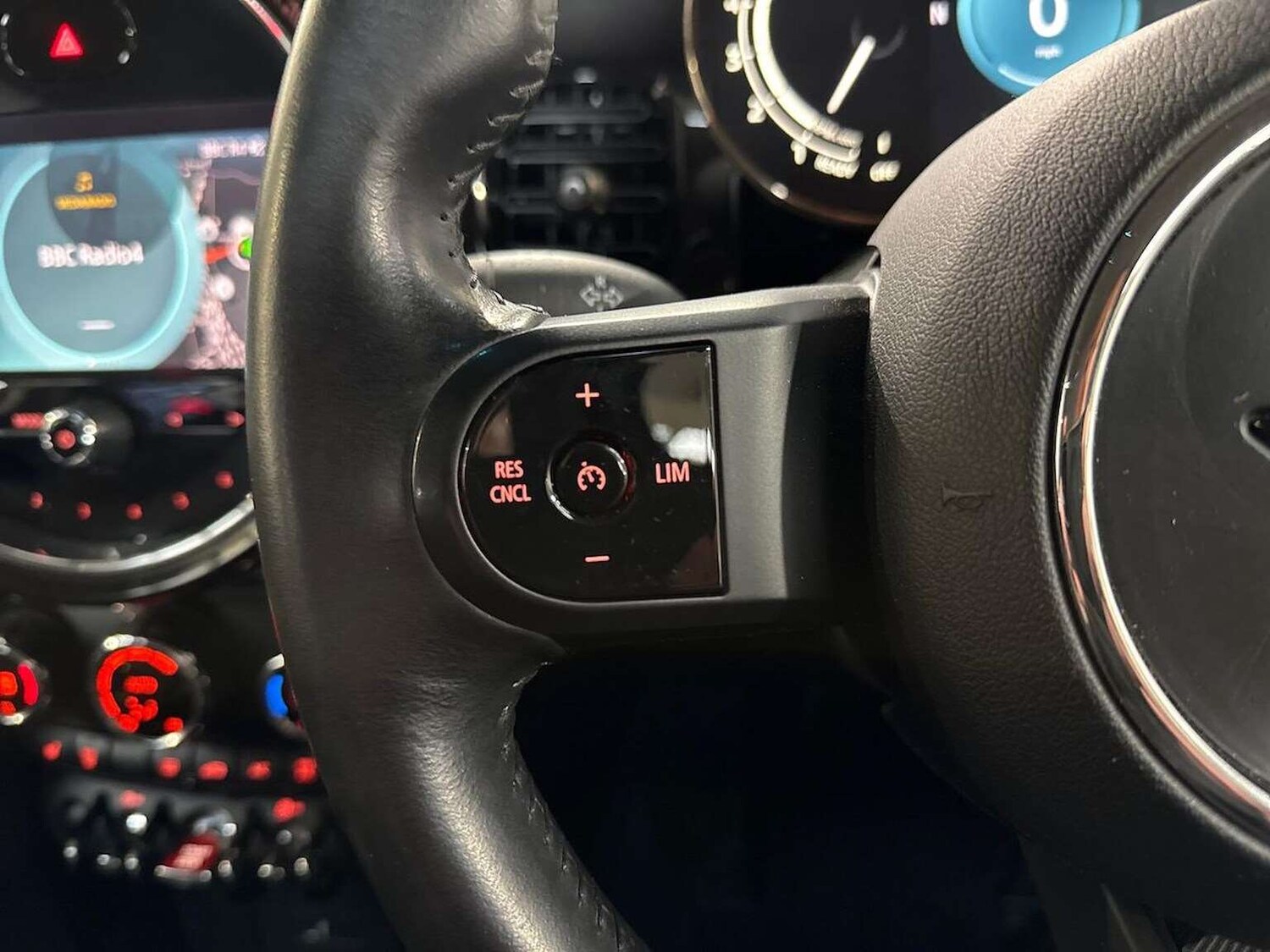 Used MINI Hatch 2021 for sale - 76596272: Photo 25