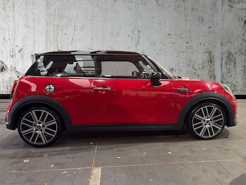 Used MINI Hatch 2022 for sale - 77489078: Photo