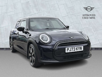 Used MINI Hatch 2023 for sale - 79271931: Photo