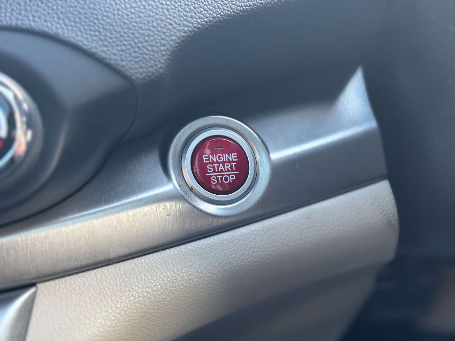 Used Honda CR-V 2015 for sale - 77313728: Photo 46