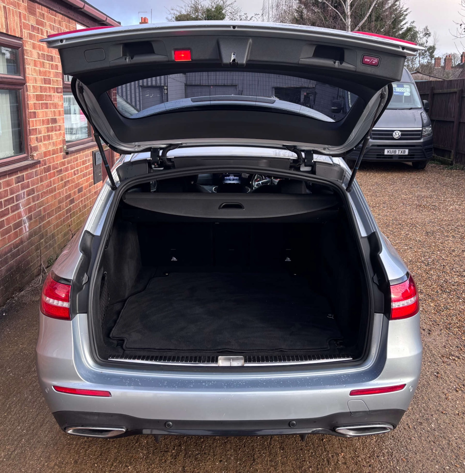 Used Mercedes-Benz E Class 2017 for sale - 77476417: Photo 15