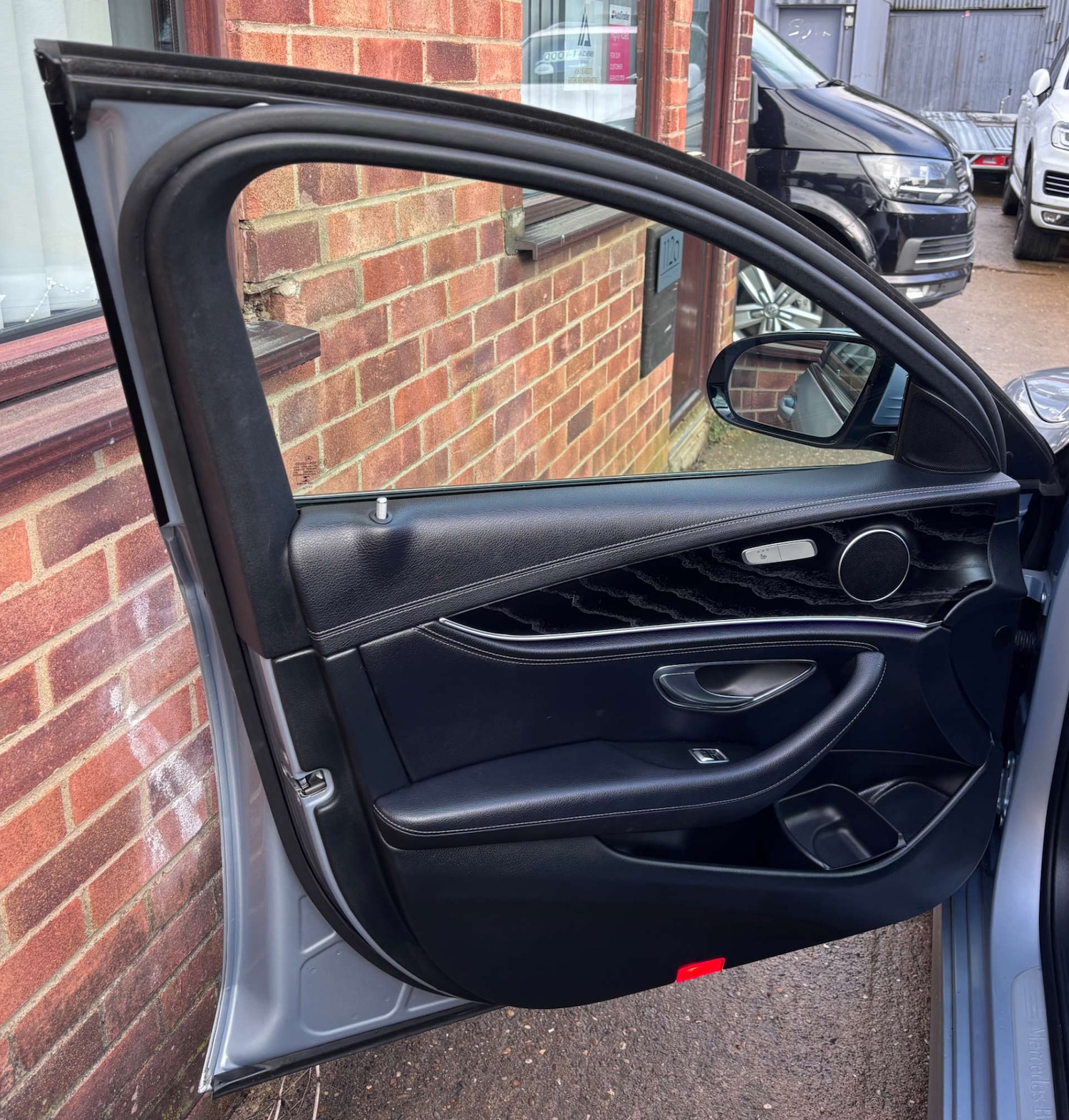 Used Mercedes-Benz E Class 2017 for sale - 77476417: Photo 34