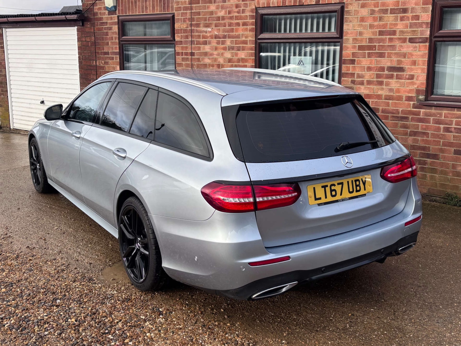 Used Mercedes-Benz E Class 2017 for sale - 77476417: Photo 5