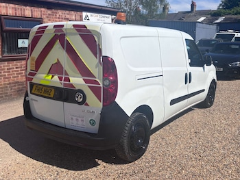 Used Vauxhall Combo 2015 for sale - 78510882: Photo