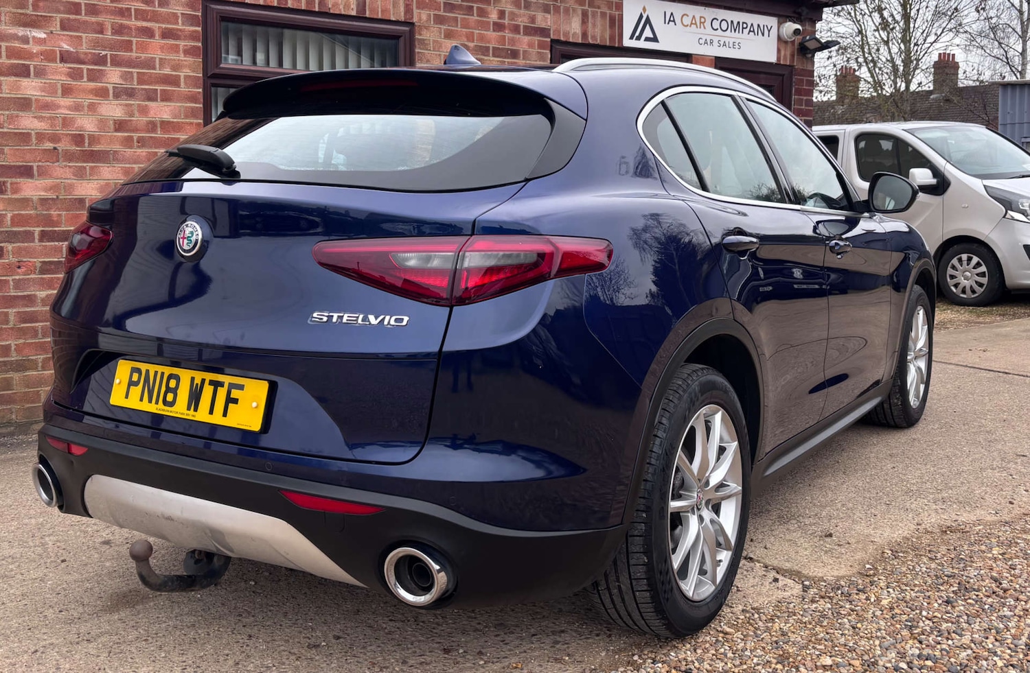 Used Alfa Romeo Stelvio 2018 for sale - 77590592: Photo 12