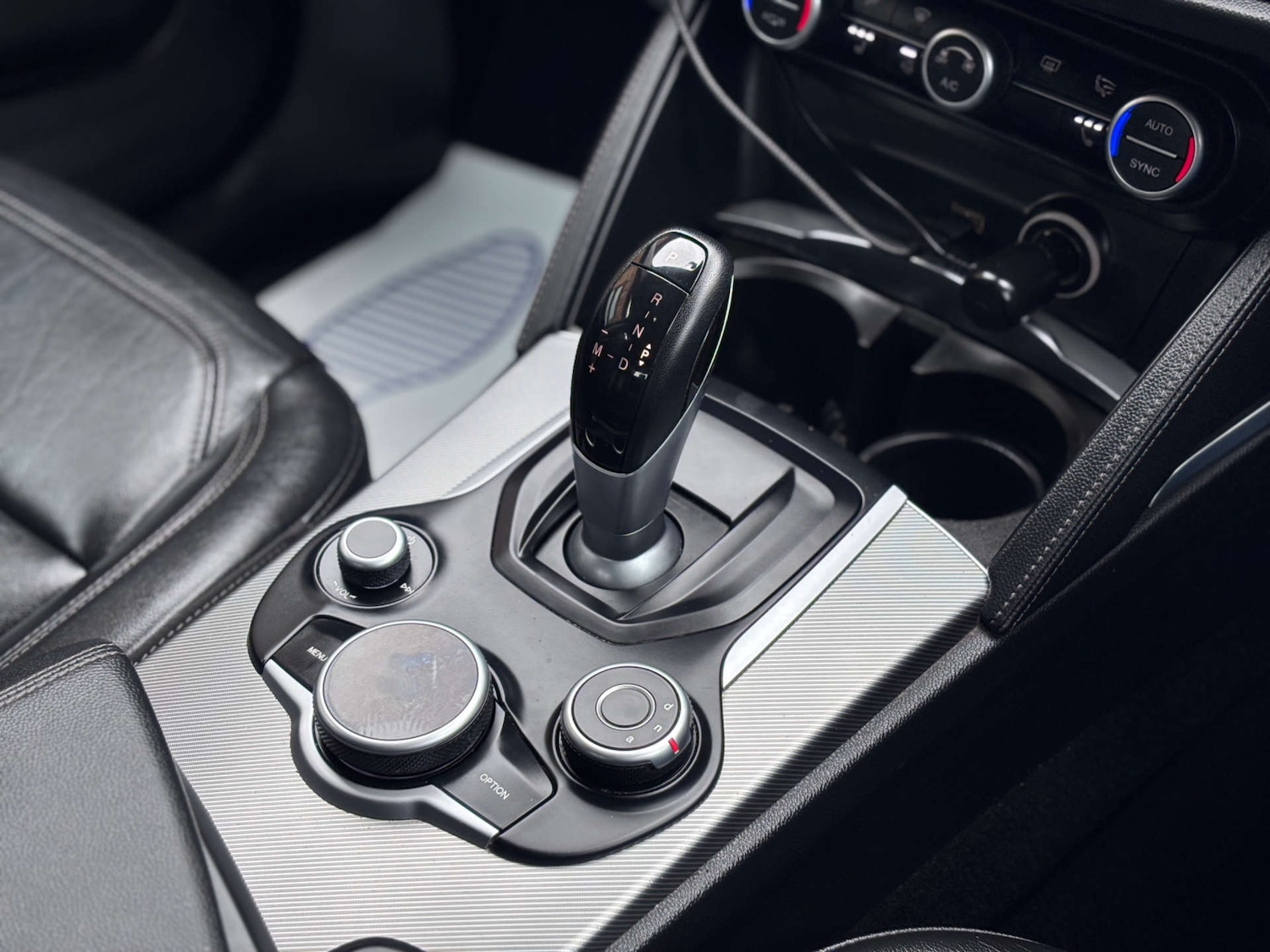 Used Alfa Romeo Stelvio 2018 for sale - 77590592: Photo 50