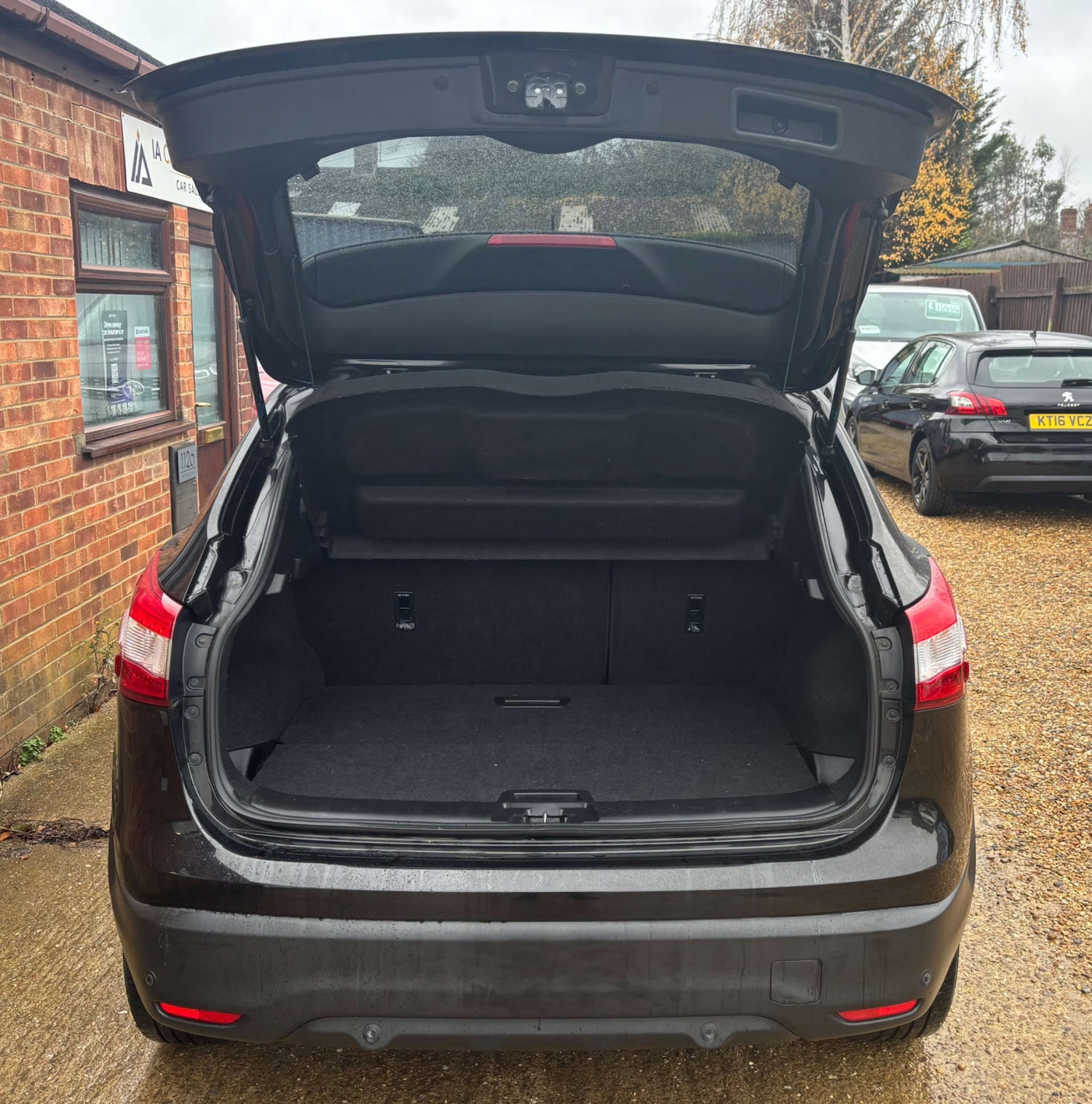 Used Nissan Qashqai 2016 for sale - 77061770: Photo 20