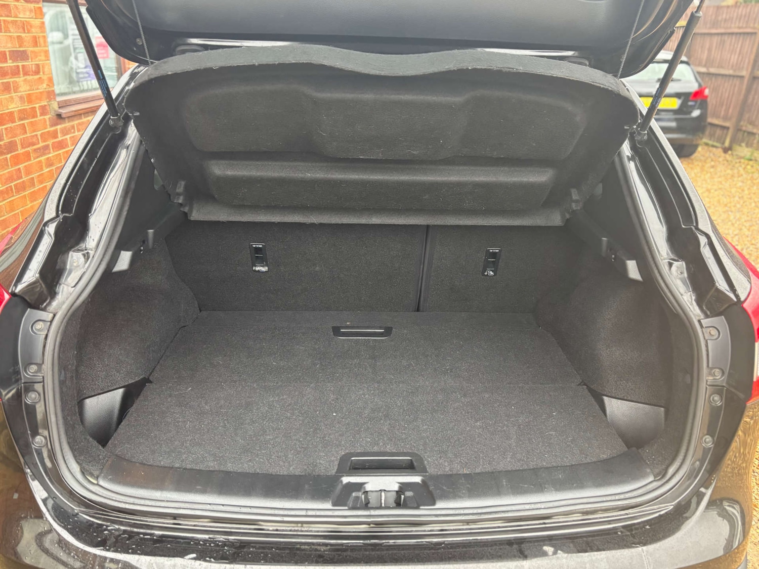 Used Nissan Qashqai 2016 for sale - 77061770: Photo 21