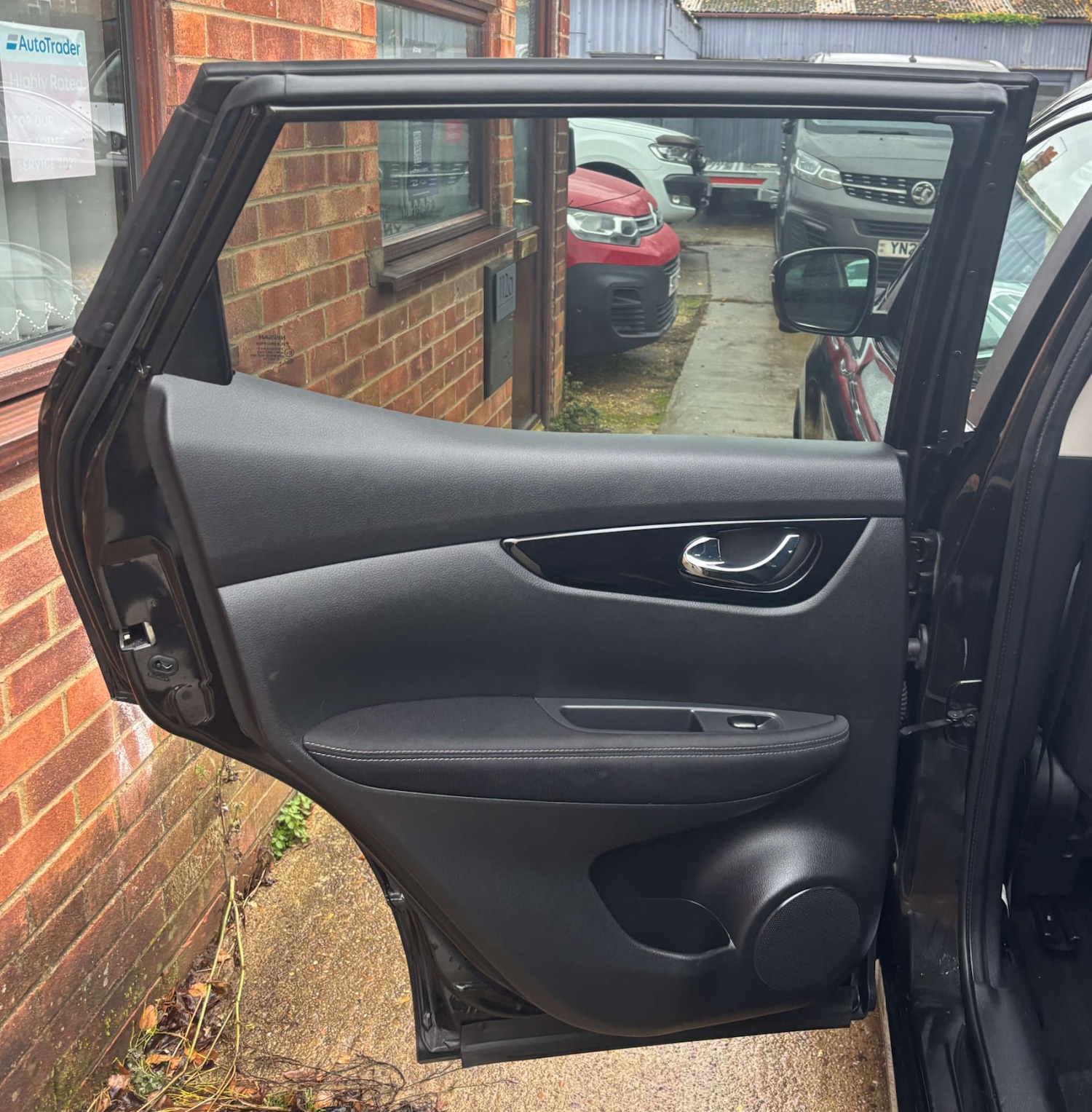 Used Nissan Qashqai 2016 for sale - 77061770: Photo 28