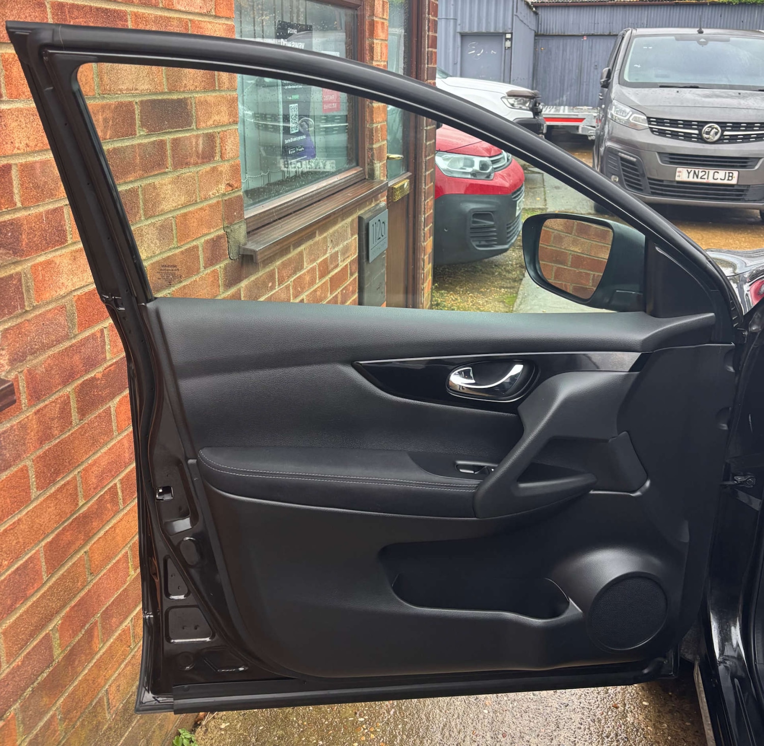 Used Nissan Qashqai 2016 for sale - 77061770: Photo 33