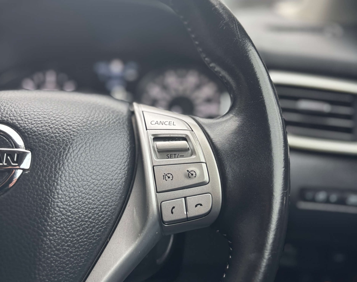 Used Nissan Qashqai 2016 for sale - 77061770: Photo 50