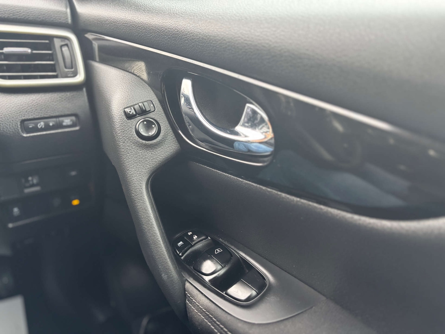 Used Nissan Qashqai 2016 for sale - 77061770: Photo 52