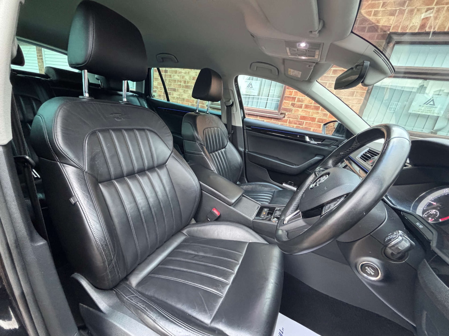 Used Skoda Superb 2016 for sale - 77558197: Photo 33