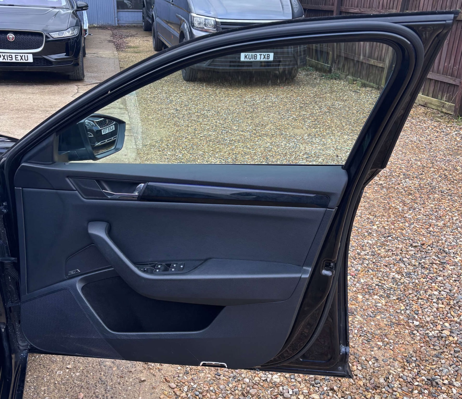 Used Skoda Superb 2016 for sale - 77558197: Photo 40