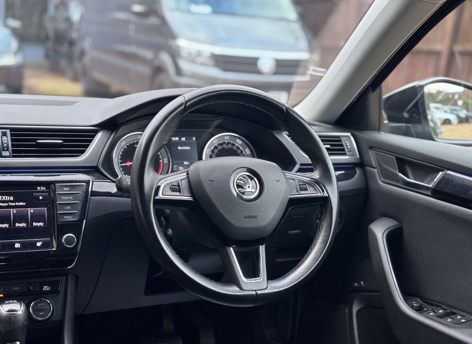 Used Skoda Superb 2016 for sale - 77558197: Photo 43