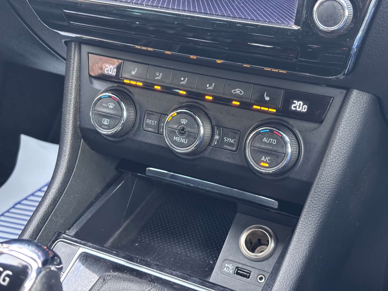 Used Skoda Superb 2016 for sale - 77558197: Photo 50