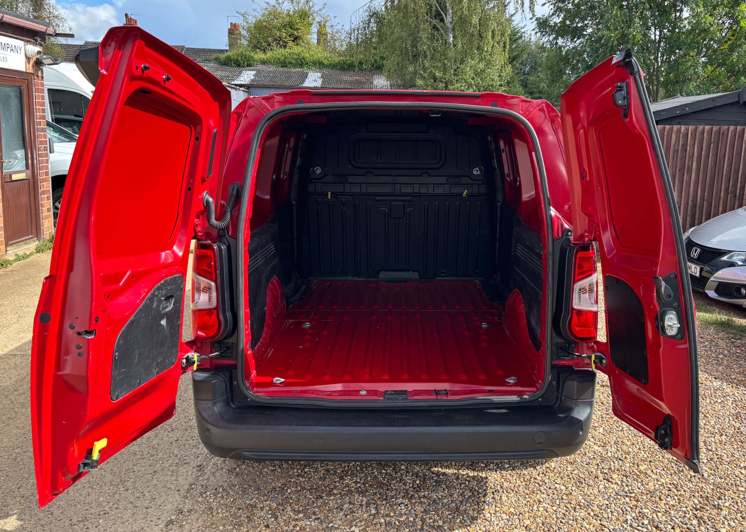 Used Citroen Berlingo 2020 for sale - 77310981: Photo 14