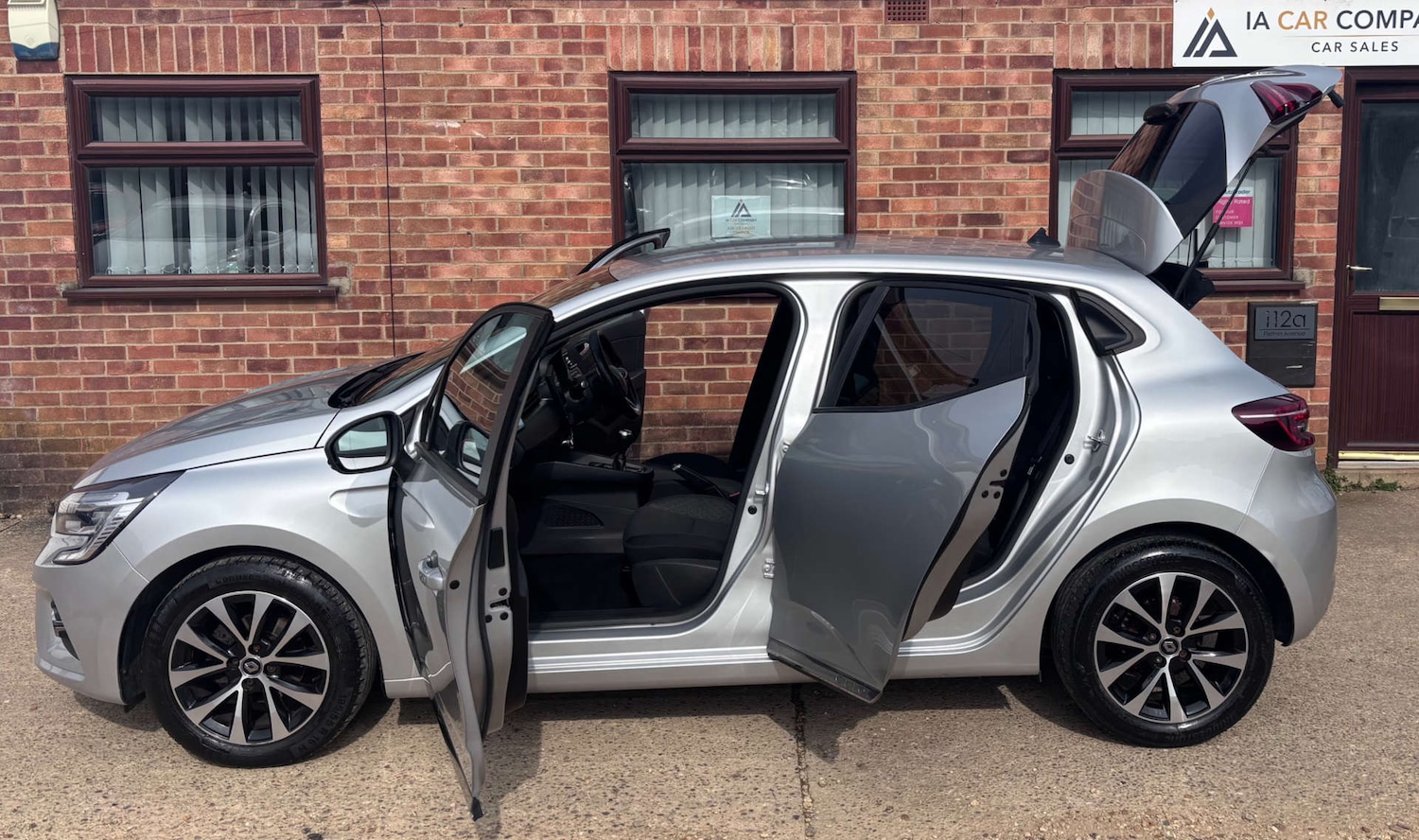 Used Renault Clio 2021 for sale - 78055116: Photo 10