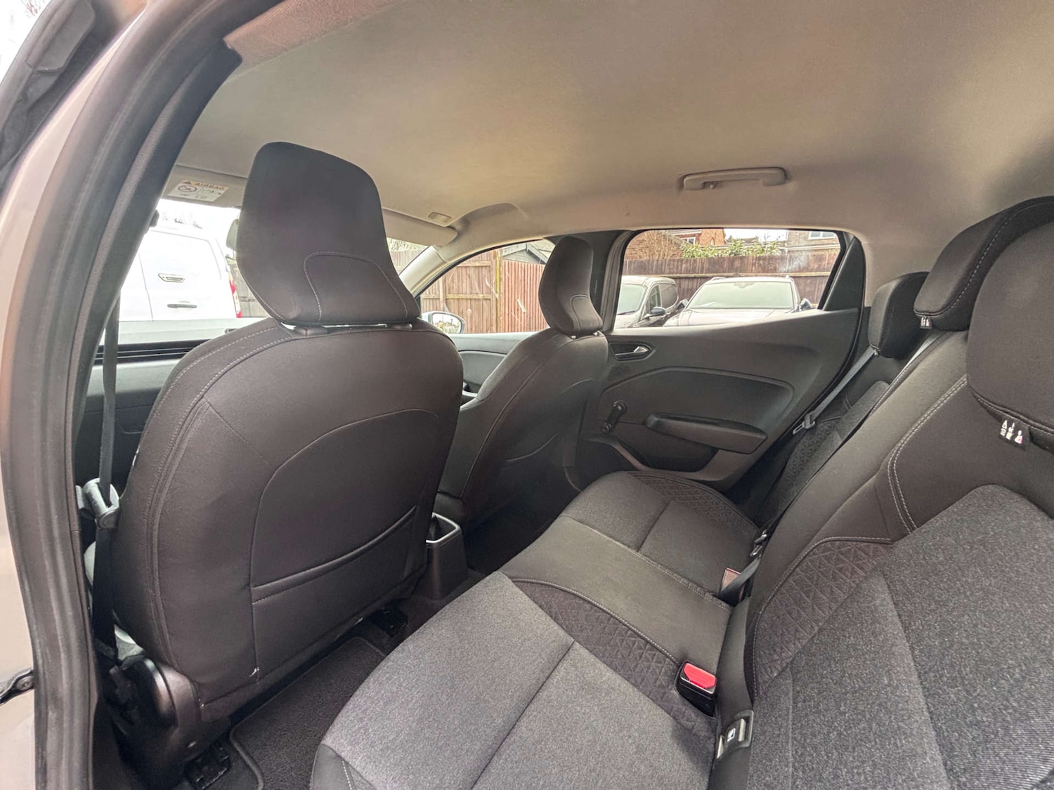 Used Renault Clio 2021 for sale - 78055116: Photo 25