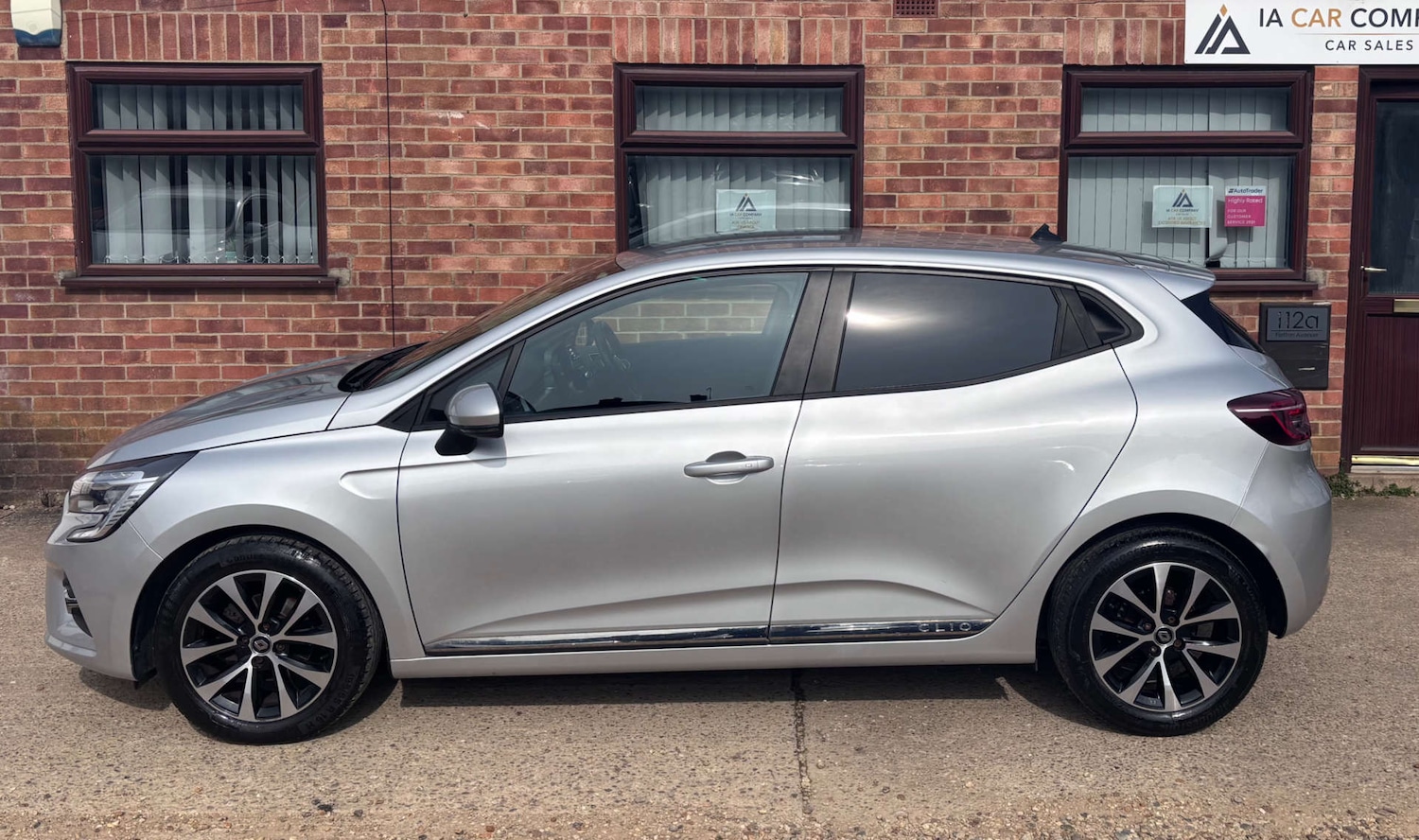 Used Renault Clio 2021 for sale - 78055116: Photo 4