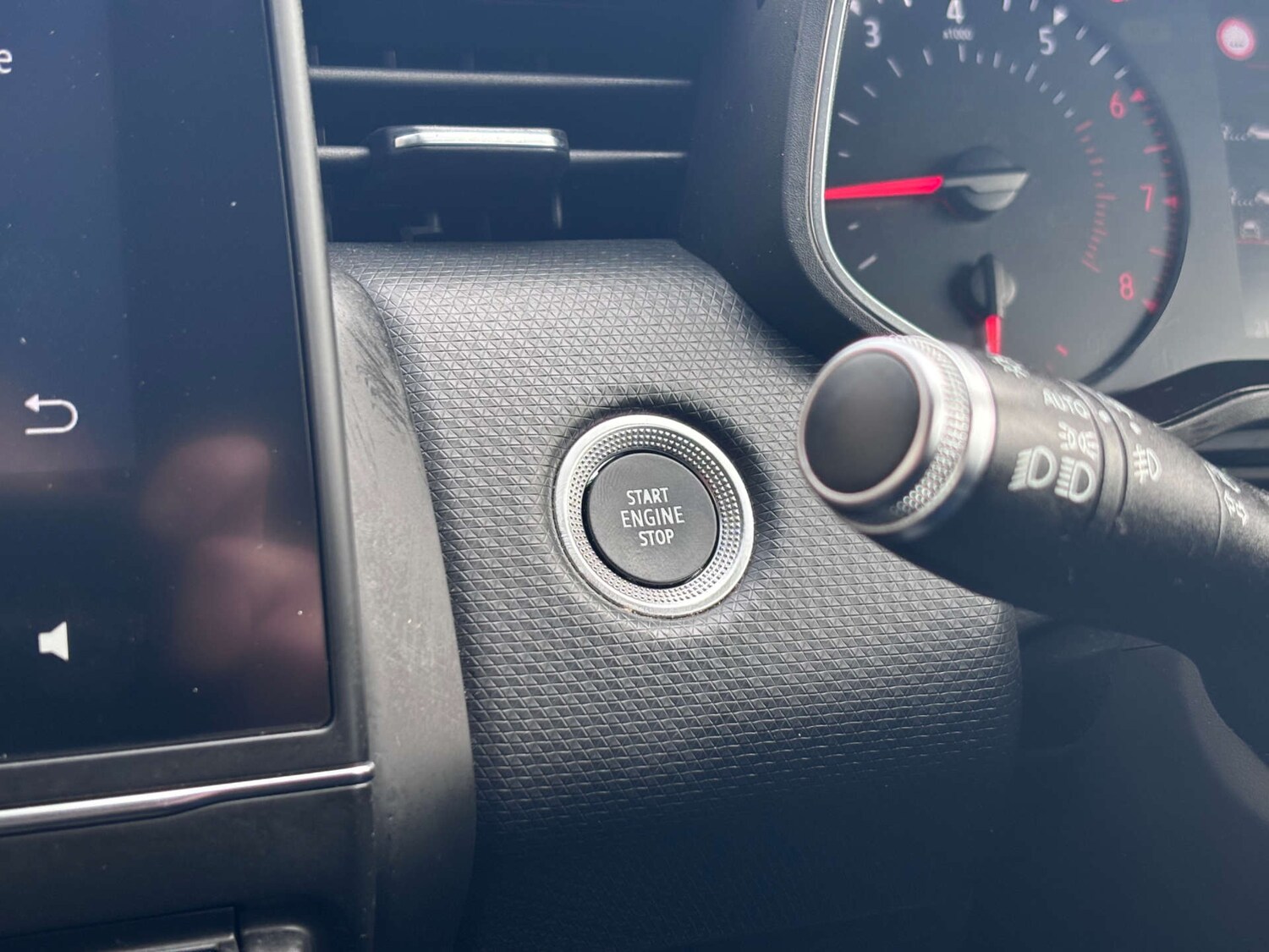 Used Renault Clio 2021 for sale - 78055116: Photo 43