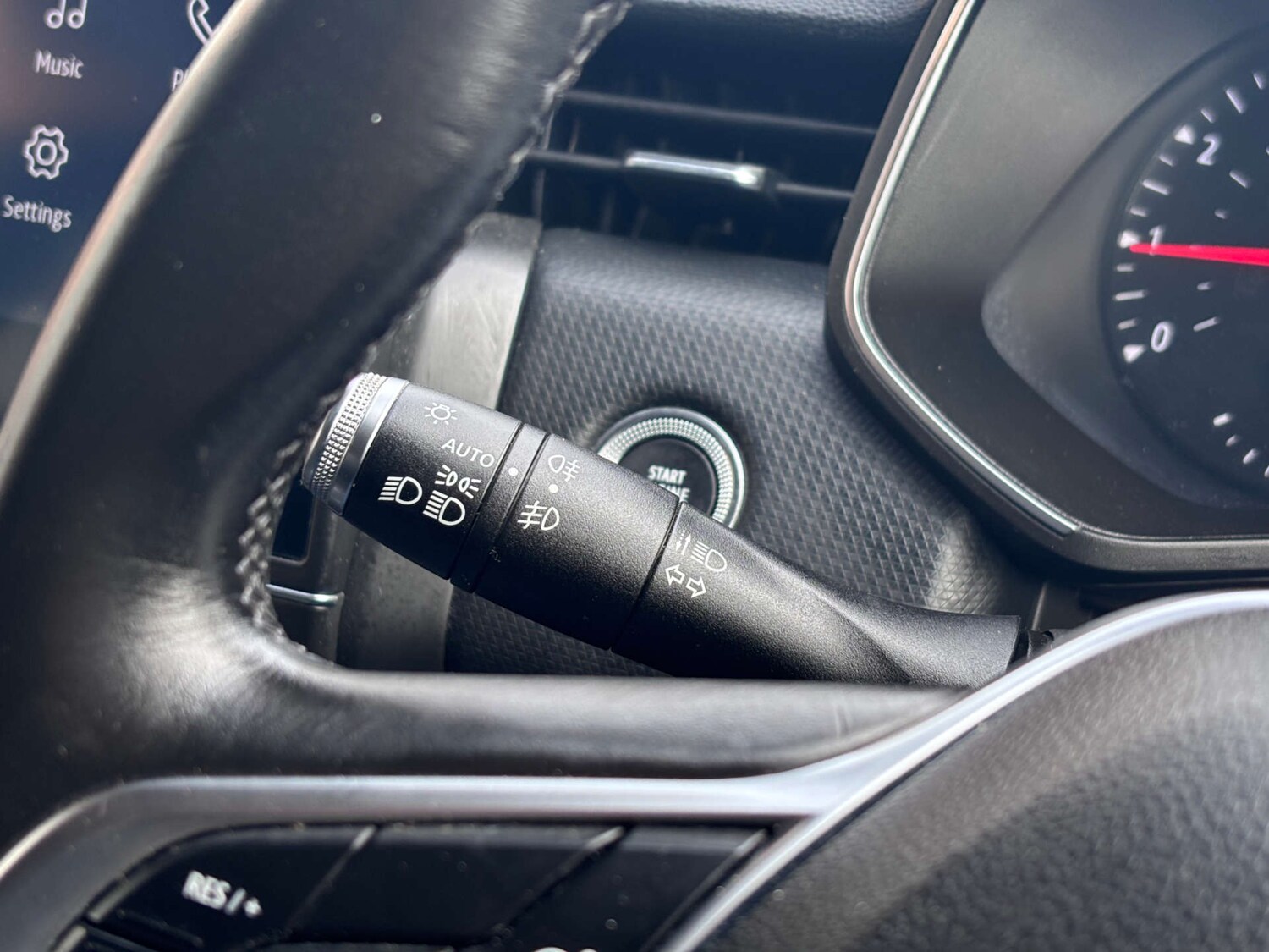 Used Renault Clio 2021 for sale - 78055116: Photo 47