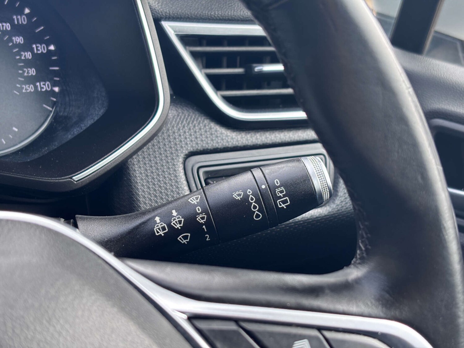 Used Renault Clio 2021 for sale - 78055116: Photo 50