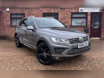 Used Volkswagen Touareg 2016 for sale - 78827844: Photo